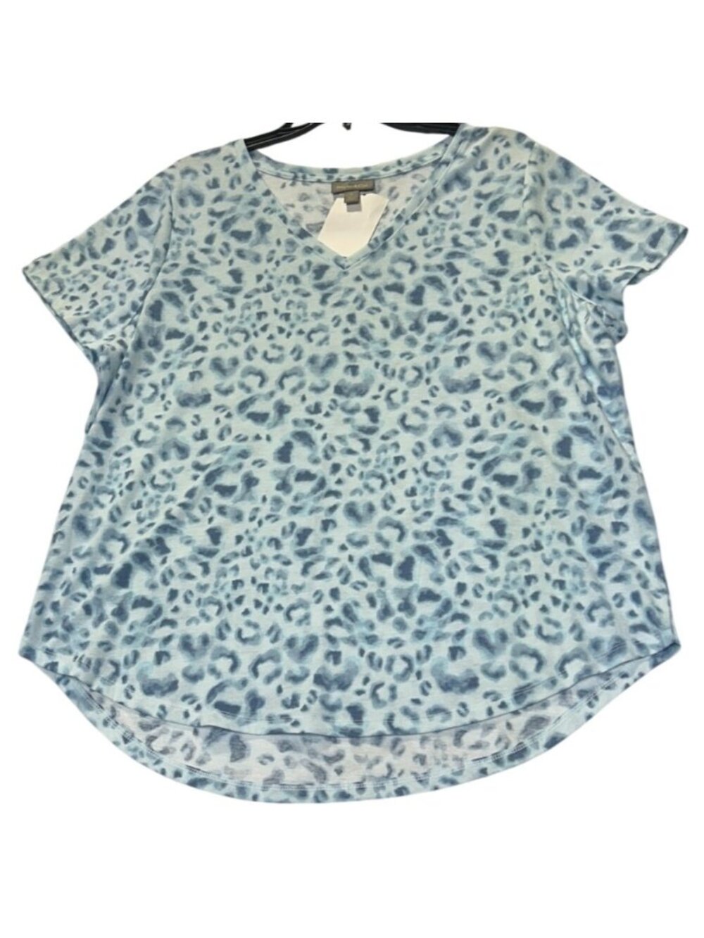Style & Co. Womens 1X Blue Leopard Print V-Neck Short Sleeve Top 60% Cotton 40%